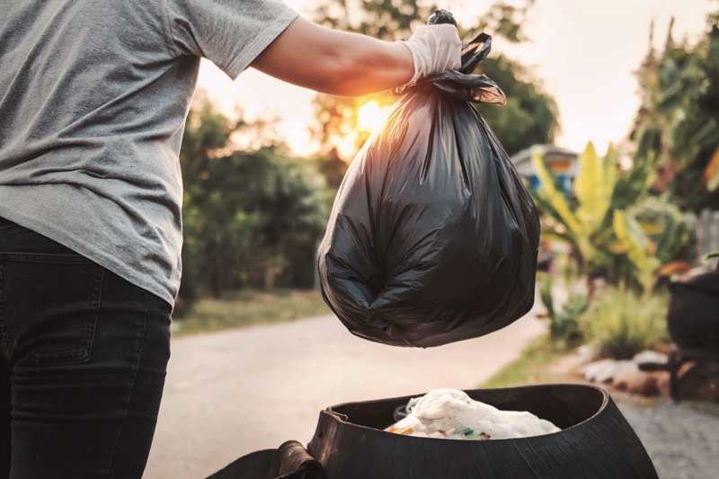 So müssen Corona-Haushalte ihre Abfälle entsorgen: Zeitung für kommunale  Wirtschaft